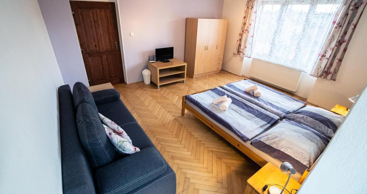Penzion Veronika Třeboň Exterior foto